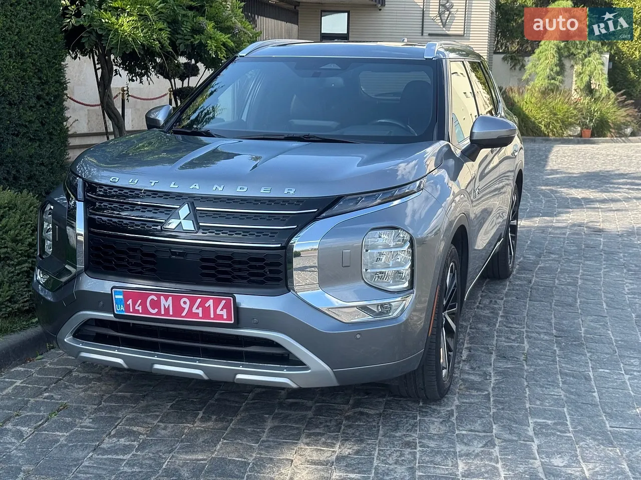 2023 Mitsubishi Outlander - мініатюра 2