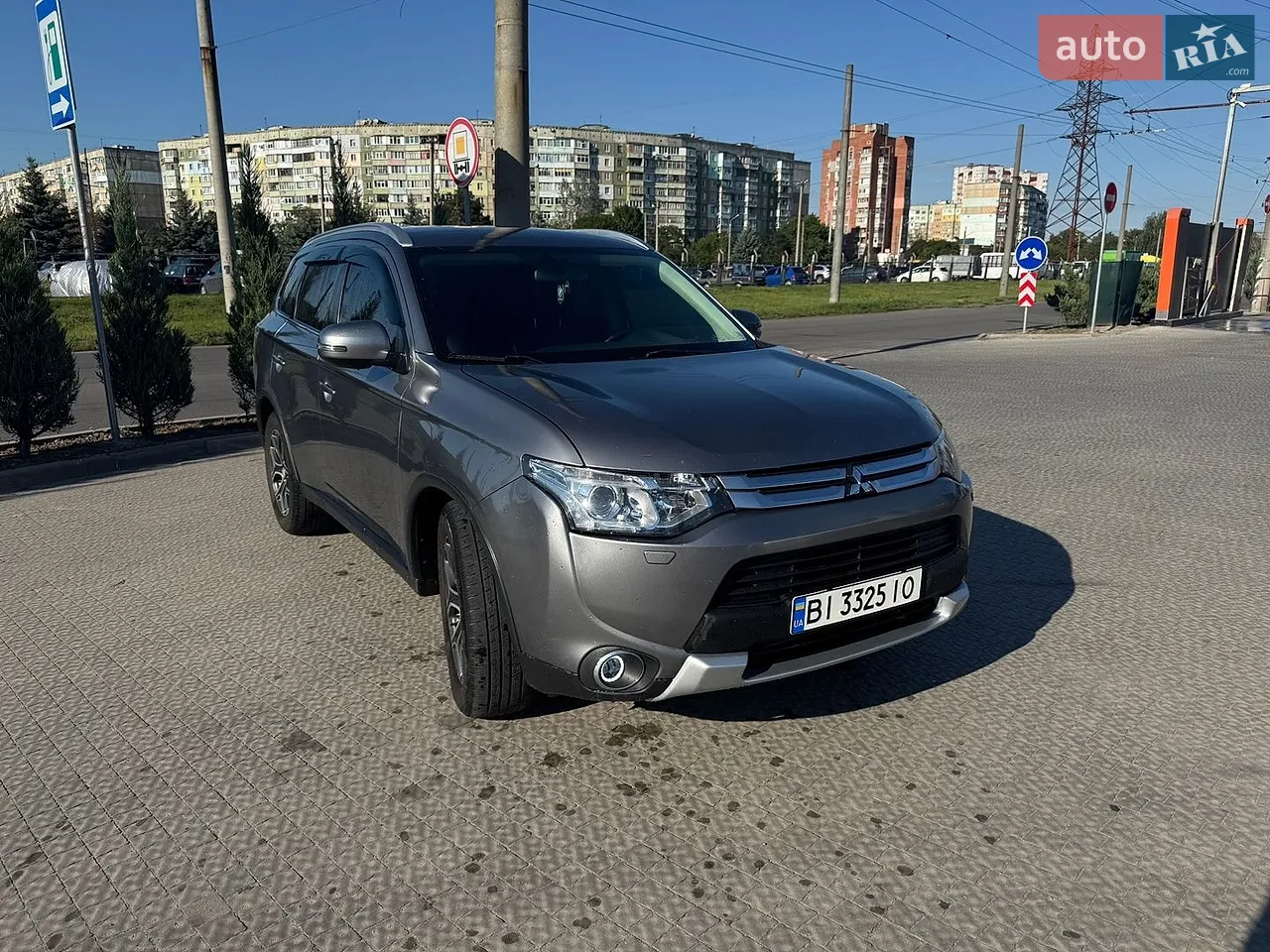 2014 Mitsubishi Outlander - мініатюра 2