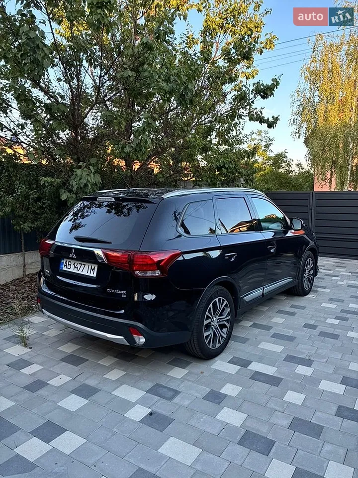 2016 Mitsubishi Outlander - мініатюра 3