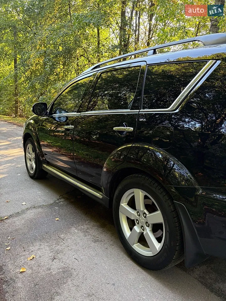 2011 Mitsubishi Outlander - мініатюра 5