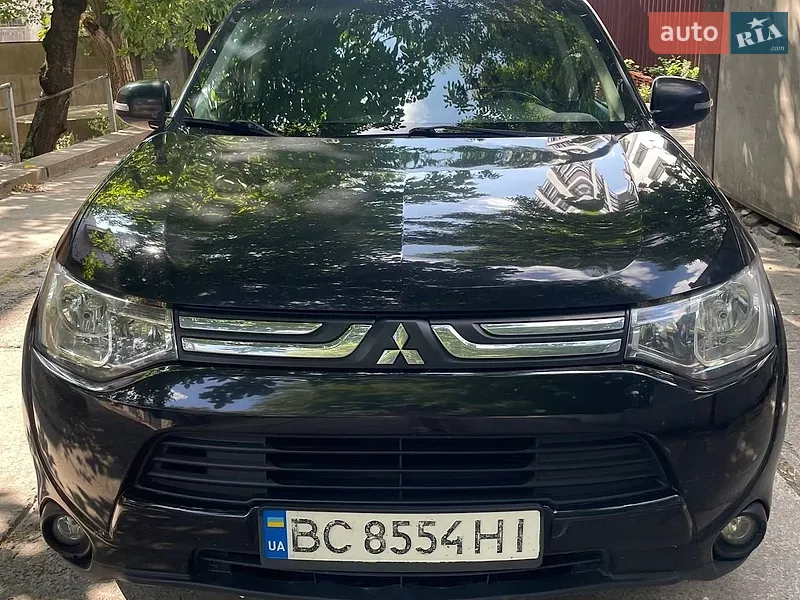 Mitsubishi Outlander