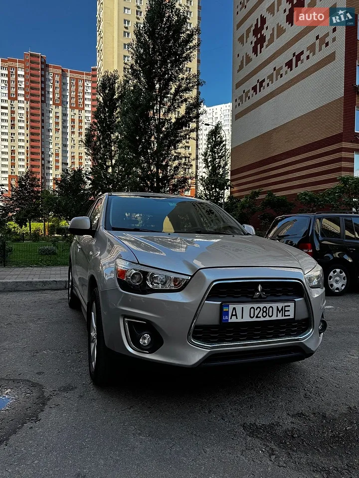 2015 Mitsubishi Outlander - мініатюра 4
