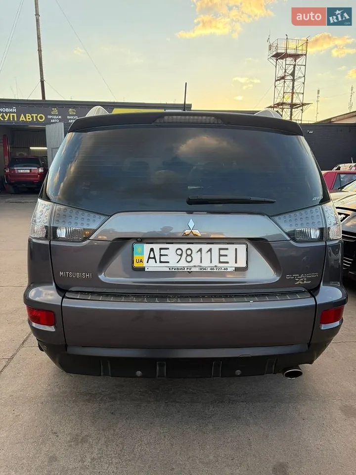 2010 Mitsubishi Outlander - мініатюра 5