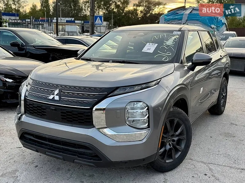 Mitsubishi Outlander 2022