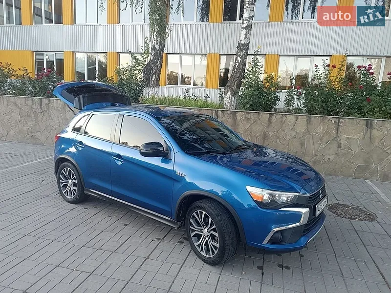 Mitsubishi Outlander 2016