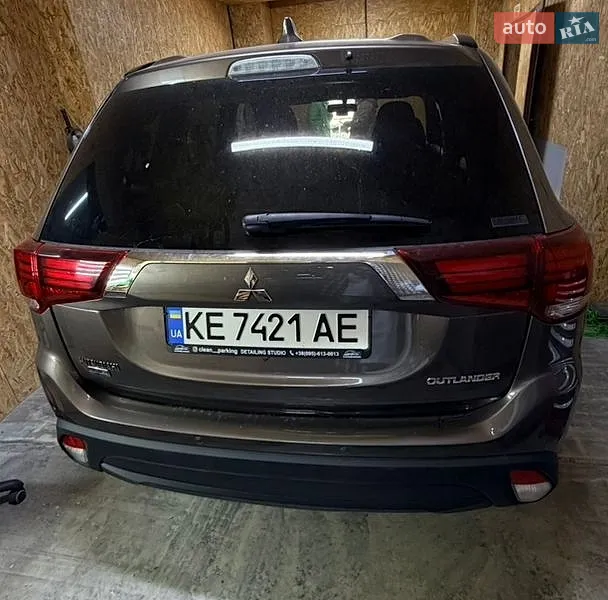 Mitsubishi Outlander 2018