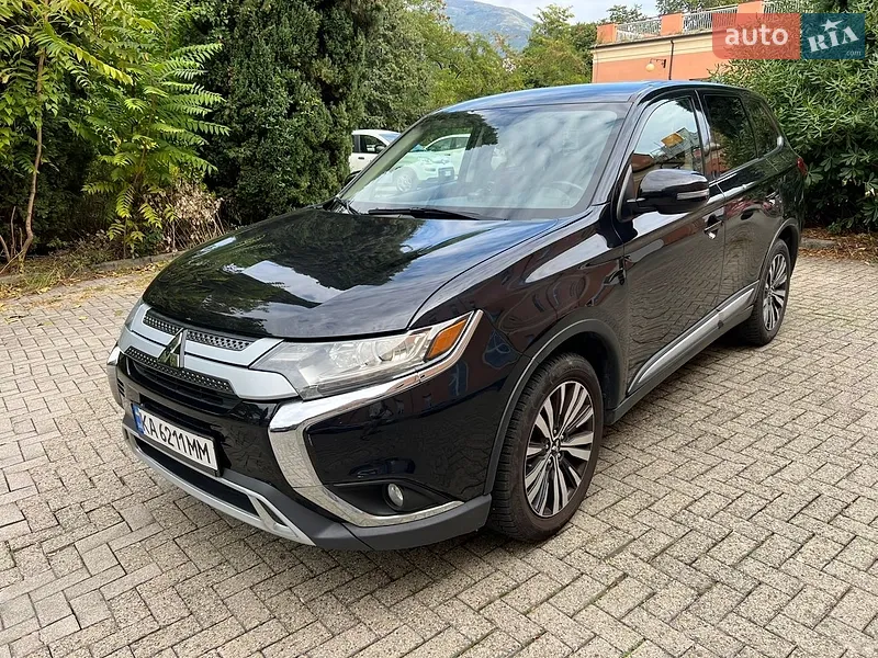 Mitsubishi Outlander 2019