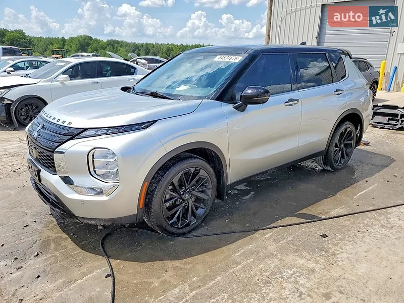 Mitsubishi Outlander 2023