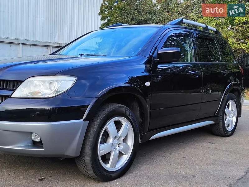 Mitsubishi Outlander