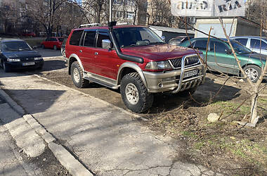 Mitsubishi Pajero Sport  1998