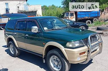 Mitsubishi Pajero Sport  1999