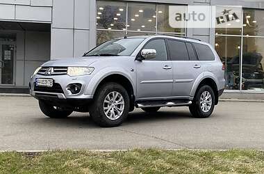 Mitsubishi Pajero Sport  2014