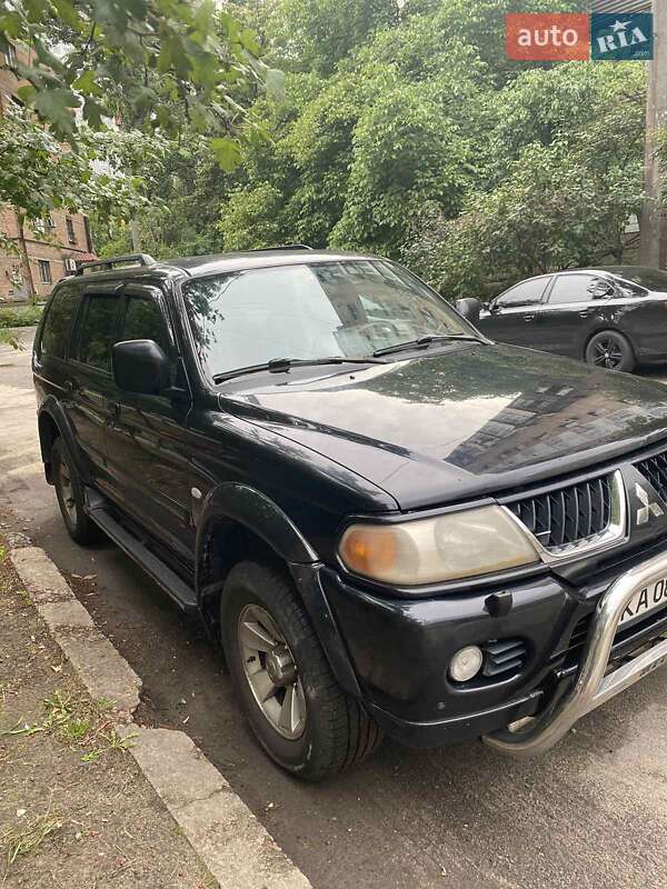 Mitsubishi Pajero Sport