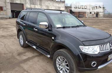 Mitsubishi Pajero Sport  2010