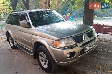 Mitsubishi Pajero Sport  2006