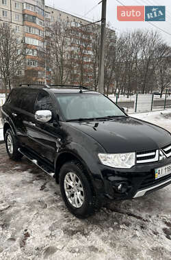 Mitsubishi Pajero Sport 2014