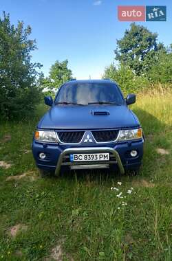 Mitsubishi Pajero Sport  2006