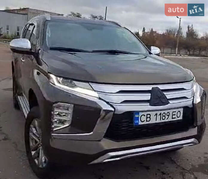 Mitsubishi Pajero Sport