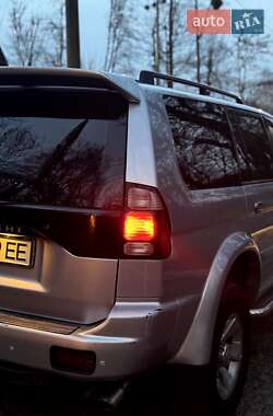 Mitsubishi Pajero Sport  2008