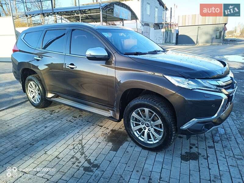 Mitsubishi Pajero Sport