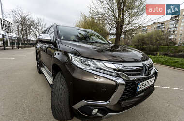 Mitsubishi Pajero Sport  2016