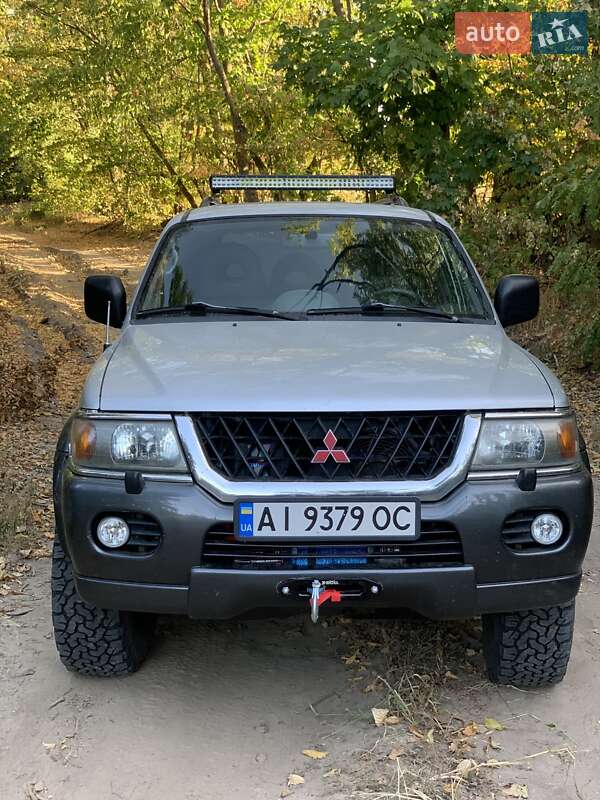 Mitsubishi Pajero Sport