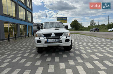 Mitsubishi Pajero Sport  2006