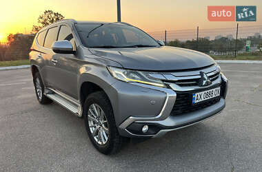 Mitsubishi Pajero Sport  2016