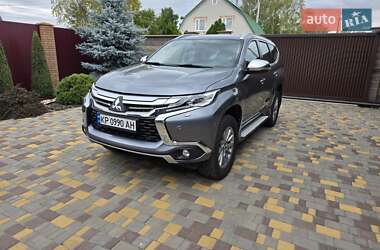 Mitsubishi Pajero Sport  2017
