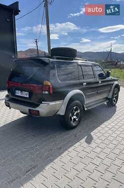 Mitsubishi Pajero Sport  2000