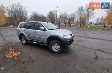 Mitsubishi Pajero Sport  2014