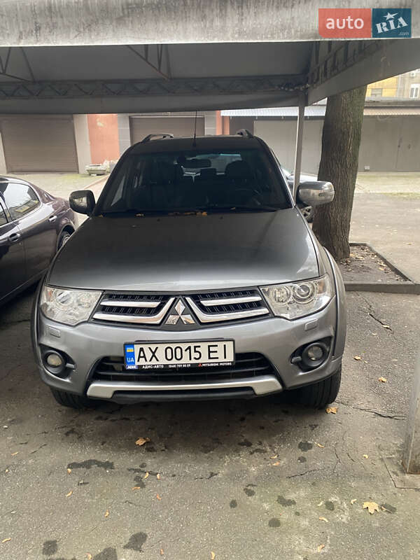 Mitsubishi Pajero Sport
