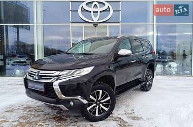 Mitsubishi Pajero Sport  2018