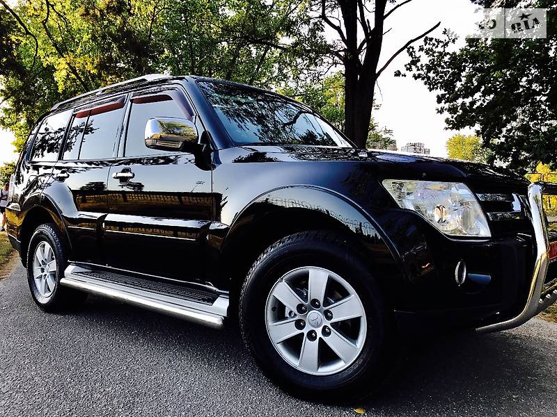 Mitsubishi Pajero 2009 года