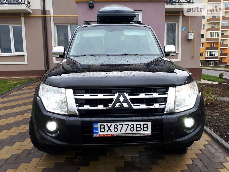 Mitsubishi Pajero 2013 года