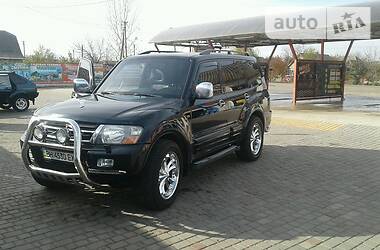 Mitsubishi Pajero Wagon  2002