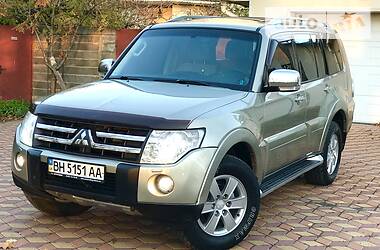 Mitsubishi Pajero Wagon   2007