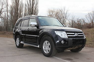 Mitsubishi Pajero Wagon  2008