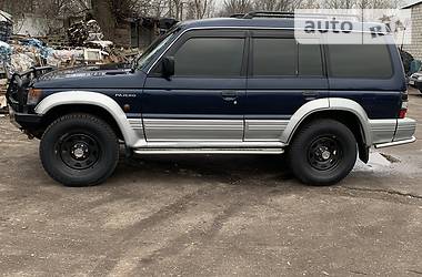 Mitsubishi Pajero Wagon  1997