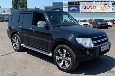 Mitsubishi Pajero Wagon  2014