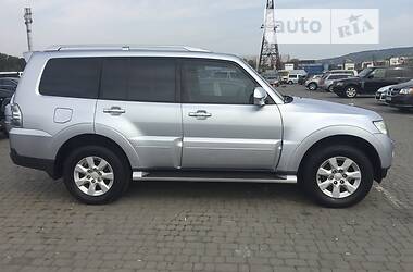 Mitsubishi Pajero Wagon GLS 2009