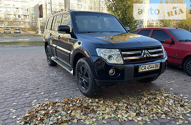 Mitsubishi Pajero Wagon  2008