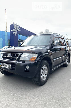 Mitsubishi Pajero Wagon  2005