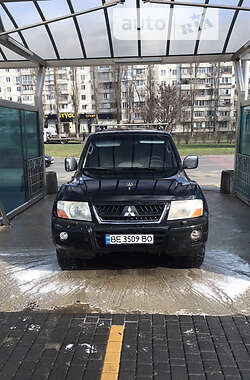 Mitsubishi Pajero Wagon  2006