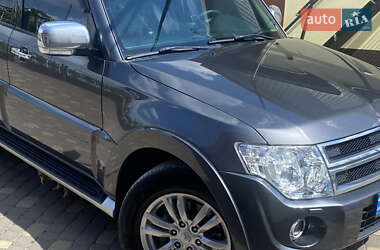 Mitsubishi Pajero Wagon  2014