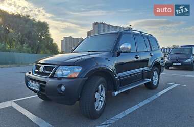 Mitsubishi Pajero Wagon  2004