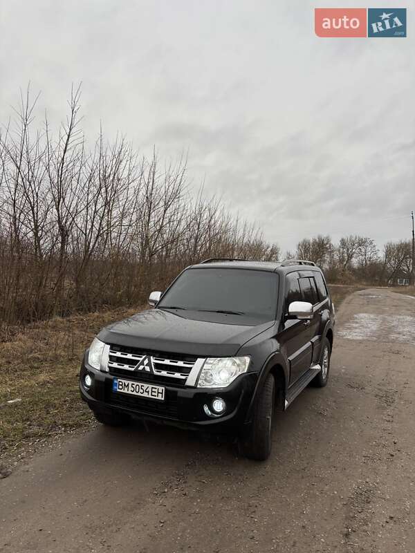 Mitsubishi Pajero Wagon
