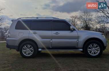 Mitsubishi Pajero Wagon 2007