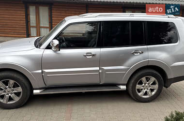 Mitsubishi Pajero Wagon  2008