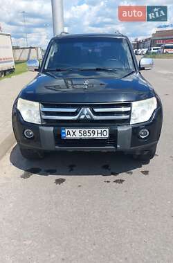 Mitsubishi Pajero Wagon  2008